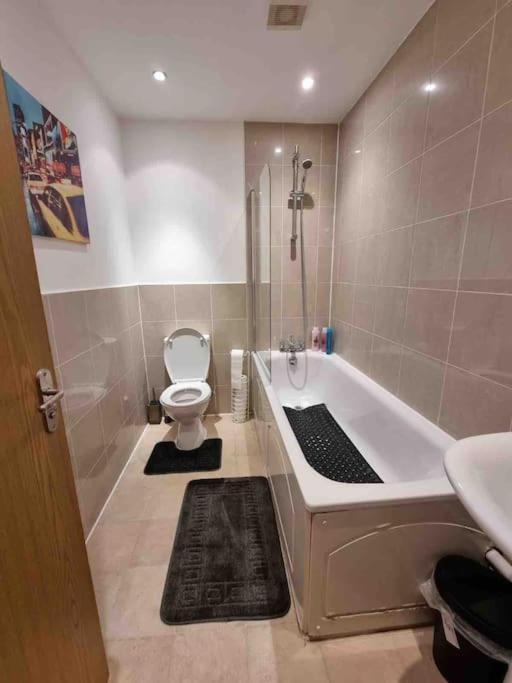 런던 Bright And Cosy 1 Bed Flat Next To Tower Bridge 아파트 외부 사진