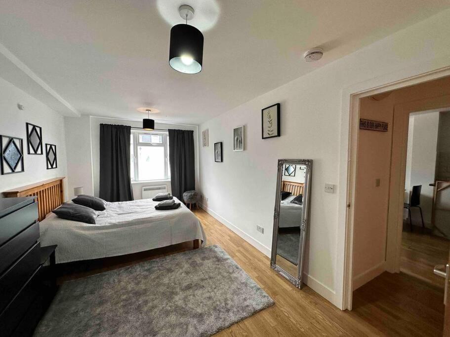런던 Bright And Cosy 1 Bed Flat Next To Tower Bridge 아파트 외부 사진